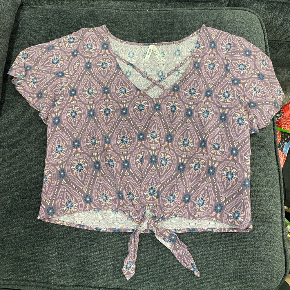 Junior’s Mudd Crop Top; Size Small; Purple; ONLY WORN ONCE